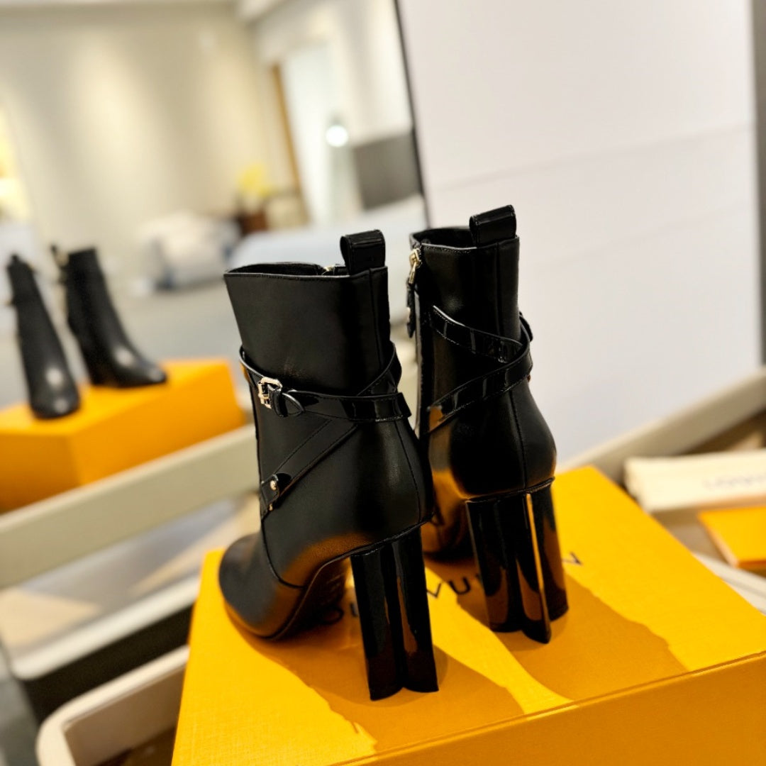 Women's Fashion Light Luxury High Heel Boots