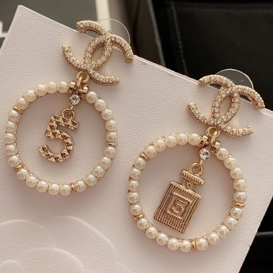 Fashion Letter Pearl Earrings