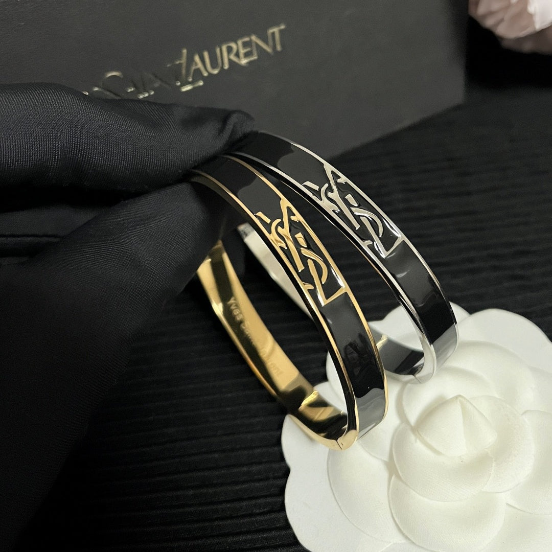 Ladies Fashion High-End Bracelet