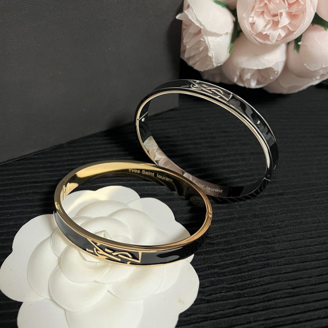 Ladies Fashion High-End Bracelet