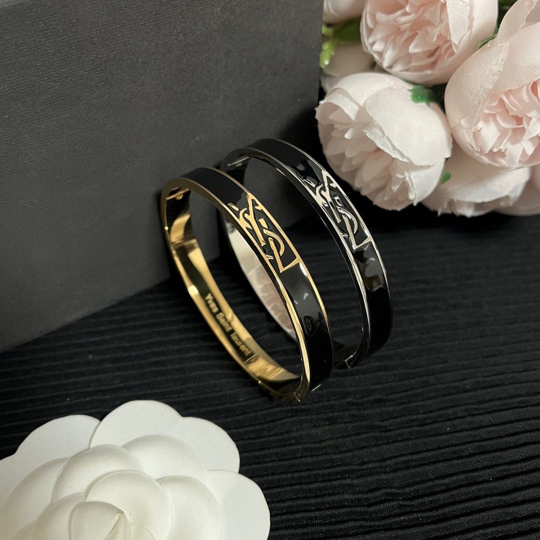 Ladies Fashion High-End Bracelet