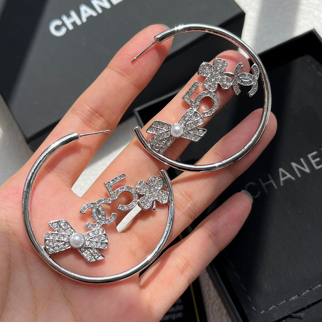 Women's Exquisite Earrings